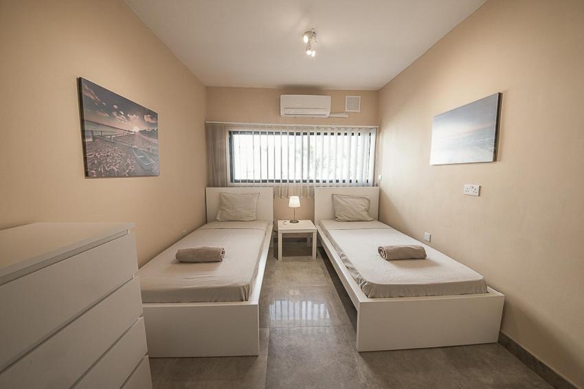 Peach Seaview 3 Bedroom Apartament *